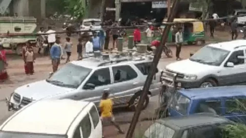 बिहार: पटना में सीएम नीतीश कुमार के काकरेड पर पथराव, कई गाड़ियों के शीशे टूटे