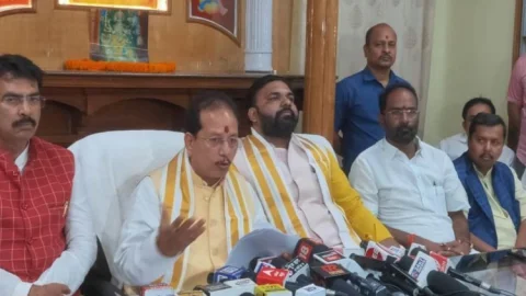 बिहार: आचार समिति व स्पेशल कमिटी की रिपोर्ट हो सार्वजनिक: विजय सिन्हा