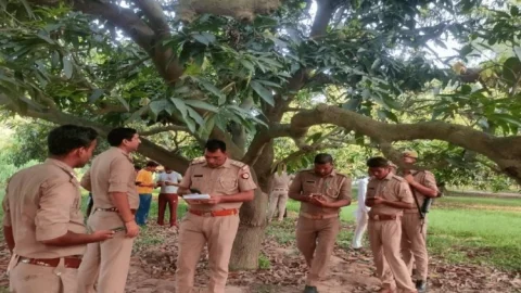 उत्तर प्रदेश: बरेली में दूसरे धर्म की लड़की से लव अफेयर में सुनील का मर्डर, मुंह में ठूंसा कपड़ा, पेड़ से लटकाया