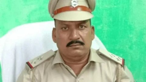 धनबाद: गोविंदपुर में रोड एक्सीडेंट में जख्मी SI उमेश मांझी की दुर्गापुर के मिशन हॉस्पिटल में मौत