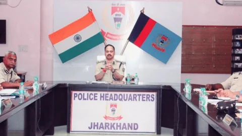 पांच स्टेट के डीजीपी ने बनाई बड़ी रणनीति, नक्सलियों व क्रिमिनलों पर कसेगा शिकंजा