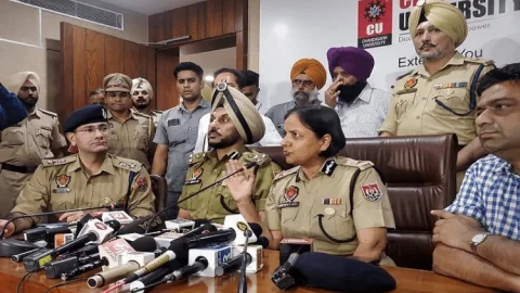 Chandigarh University Girls Hostal MMS Scandel : शिमला से अरेस्ट किया गया आरोपी छात्रा का 'बॉयफ्रेंड'