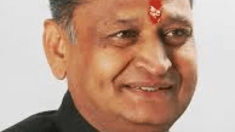 नई दिल्ली:अशोक गहलोत ने सोनिया गांधी से की सचिन पायलट की कंपलेन! वायरल फोटो से हो रहा खुलासा