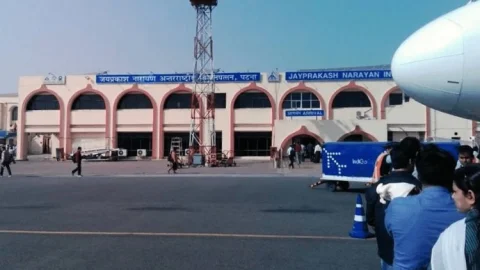 बिहार: गोल्ड स्मगलिंग के बड़े रैकेट का भंडाफोड़,पटना एयरपोर्ट से 1.5 किलो सोने के साथ तीन पैसेंजर्स कस्टडी में
