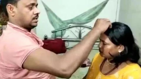 बिहार: दो बच्चों की मां से शादीशुदा ASI को हुआ प्यार, बेगूसराय में कैमरे के सामने मांग में भरना पड़ा सिंदूर