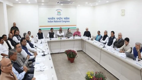 कांग्रेस संचालन समिति की बैठक: पार्टी के सभी पदाधिकारी की जिम्मेदारी हो तय, तभी मिलेगी चुनाव में जीत : खरगे