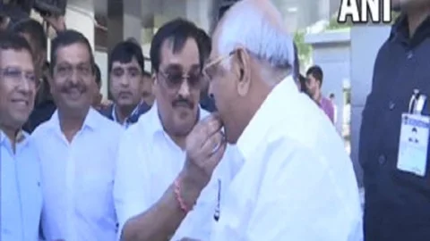 Ggujarat Election Result 2022: गुजरात में अब तक के सारे रिकार्ड ध्वस्त, BJP को 158 सीट, कांग्रेस 19 पर सिमटी