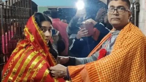 बिहार: समस्तीपुर में 42 साल के टीचर और 20 साल की छात्रा में हुआ प्यार, दोनों की शादी