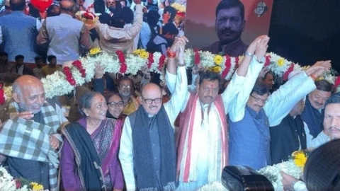 बिहार: सहयोगी दल कांग्रेस के साथ करेंगे भागीदारी तभी बीजेपी को हरा पायेंगे: अखिलेश सिंह