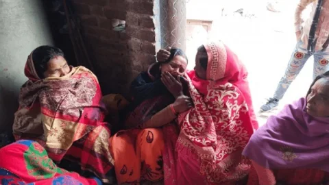 मंगेतर के साथ घर लौट रहा था युवक का रोड एक्सीडेंट, दोनों की मौत, छह  बहनों में अकेला भाई था अच्छेलाल