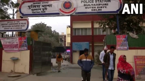 हाइ स्पीड कार ने स्कूटी सवार लड़की को मारी टक्कर, चार किलोमीटर तक घसीटा, मौके पर ही मौत