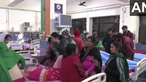Jammu Kashmir: राजौरी में आतंकियों ने की अंधाधुंध फायरिंग, तीन नागरिकों की मौत, 10 घायल