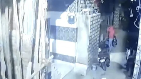 Delhi Kanjhawala Case: नशे में नहीं थी अंजलि, अटॉप्सी रिपोर्ट में पेट में सिर्फ खाना मिला 