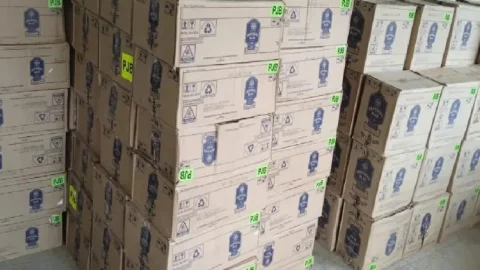 Bihar: सीतामढ़ी में साढ़े तीन हजार लीटर अंग्रेजी शराब बरामद, दो अरेस्ट,चार गाड़ियां जब्त