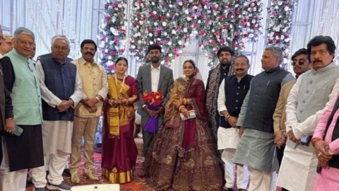 ‍Bihar: Anand Mohan की बेटी की शादी में CM नीतीश कुमार समेत राजनीतिक दिग्गजों का जमावड़ा