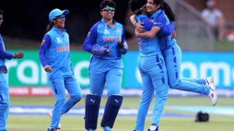 Ind W vs Lre w:  DLS रूल के हिसाब से इंडिया ने आयरलैंड को पांच रनों से हराया, सेमीफाइनल में इंट्री