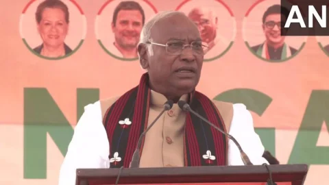 Nagaland: 100 मोदी या 100 शाह आ जायें, 2024 में देश में बनेगी कांग्रेस नेतृत्व वाली गवनर्मेंट : मल्लिकार्जुन खरगे 