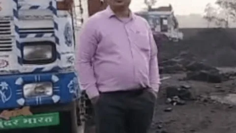 Dhanbad : mining inspector पर 15 हजार रंगदारी मांगने का आरोप, UP के कोल बिजनसमैन ने कोर्ट में किया कंपलेन