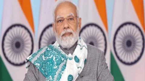 Man Ki Baat: 'समाज की शक्ति से देश की शक्ति बढ़ती है': PM नरेंद्र मोदी
