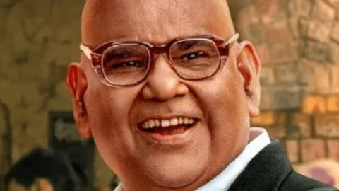 Satish Kaushik Death: पंचतत्व में विलीन हुए सतीश कौशिक,  सेलिब्रिटीज ने नम आंखों से दी अंतिम विदाई