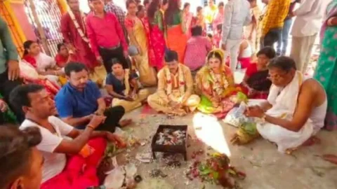 West Bengal : ससुर ने निभाया पिता का फर्ज, बहु का किया कन्यादान