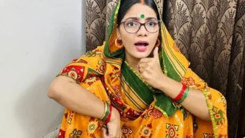 'बिहार में का बा', रामनवमी हिंसा और नौकरी पर सवाल, नेहा सिंह राठौड़ का गाना 'बिहार में का बा' पार्ट-2 चर्चा में