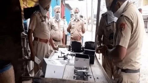 Punjab : Ludhiana में गैस रिसाव से 11 लोगों की मौत, अफरा-तफरी, एरिया सील