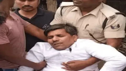 Bihar : सीतामढ़ी में RJD MLA मुकेश यादव की गाड़ी में ​​​​​​​स्कॉर्पियो ने मारी टक्कर,पटना रेफर 