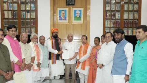 Bihar: गवर्नर से मिला बीजेपी डेलीगेशन, रामनवमी पर हुई हिंसा की जांच हाइकोर्ट के जज से कराने की मांग