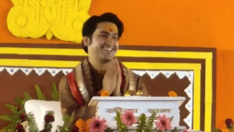 Bihar: बाबा बागेश्वर की हनुमंत कथा में उमड़े श्रद्धालु, धीरेंद्र शास्त्री बोले- भारत में बहुत जल्दी ही हिन्दू राष्ट्र की घोषणा भी हो जायेगी