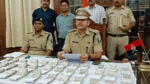 Bihar: कस्टम अफसर बनकर गोल्ड बिजनसमैन से 30 लाख कैश लूटने वाले दो शातिर अरेस्ट, आधी राशि बरामद