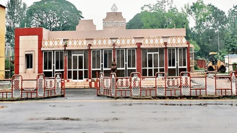 बोकारो एयरपोर्ट को मिली रफ्तार! 15 दिनों में DGCA लाइसेंस के लिए आवेदन, हवाई सेवा शुरू होने की उम्मीद बढ़ी