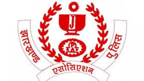 “थाना प्रभारी ‘भगवान’ न बनें! झारखंड पुलिस एसोसिएशन की सख्त चेतावनी—बदलिए रवैया, नहीं तो होगी कार्रवाई”