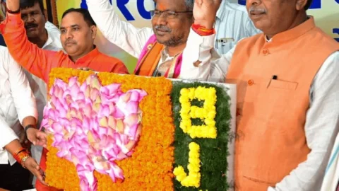 Jharkhand : 'माटी की पार्टी BJP को जन-जन तक पहुंचायेंगे: बाबूलाल मरांडी