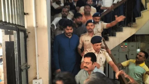 Bihar : एक्स एमपी शहाबुद्दीन का बेटा ओसामा गया जेल, कोर्ट में अगली पेशी 30 अक्टूबर को 