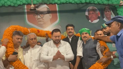 Bihar : भूमिहारों से बोले तेजस्वी यादव – हमने शुरुआत की, आप भी कदम बढ़ाइए