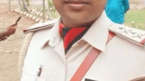 Bihar: जमुई में बालू लदे ट्रैक्टर ने पुलिस टीम को रौंदा, सब इंस्पेक्टर की मौत