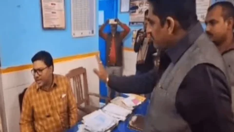 Bihar: मारना शुरू करेंगे तो होश ठिकाने आ जायेगा,बेगुसराय सदर अस्पताल में JDU एमएलए ने डॉक्टर को धमकाया