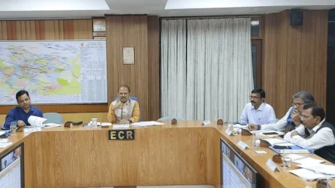 Jharkhand: गंगा-दामोदर एक्सप्रेस को आरा तक चलाने की तैयारी, धनबाद से बेंगलुरु को चल सकती है नई ट्रेन