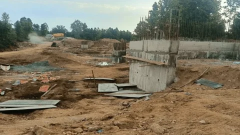 Jharkhand: JJMP नक्सलियों का गढ़वा में उत्पात, दस्ते ने पुल कंस्ट्रक्शन वर्क में लगे मजदूरों को पीटा  
