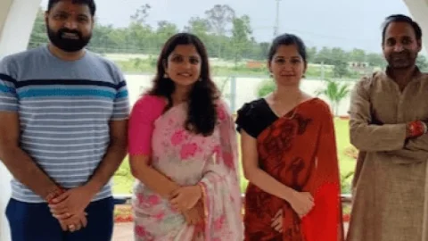 चार भाई बहन हैं धनबाद डीसी माधवी मिश्रा , तीन आइएएस व एक आइपीएस 