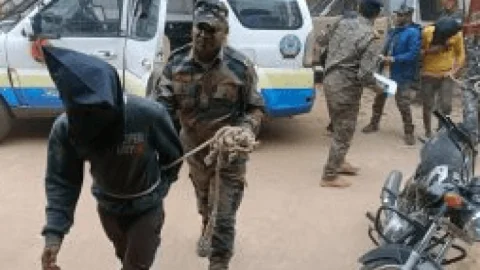 Jharkhand: स्पेनिश महिला के साथ दरिंदगी करनेवाले चार आरोपी अरेस्ट, तीन आरोपी अब भी फरार