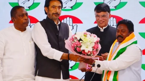 Jharkhand: BJP MLA जय प्रकाश भाई पटेल कांग्रेस में शामिल, हजारीबाग से लड़ेंगे लोकसभा चुनाव?