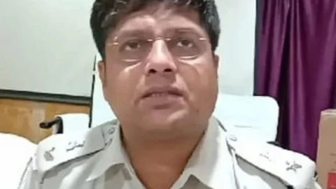 West Bengal : IPS देवाशीष धर ने दिया इस्तीफा, पॉलिटिक्स में उतरने की तैयारी लोकसभा चुनाव से पहले छोड़ी नौकरी