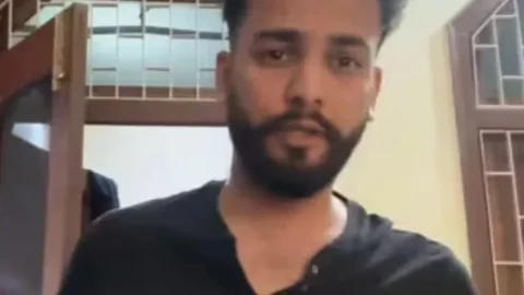 Elvish Yadav ने जेल से बाहर आते ही किया पोस्ट, लिखा- 'जिंदगी का सबसे खराब दौर',समय दिखाई नहीं देता पर…