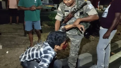 Dhanbad: तोपचांची में भीषण रोड एक्सीडेंट, बस ने ट्रक को मारी टक्‍कर, दो पैसेंजर्स की मौत