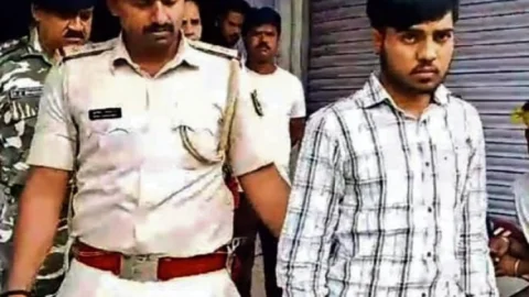 Bihar : अररिया से लॉरेंस बिश्नोई गैंग का शूटर अरेस्ट, नेपाल व पाकिस्तान से जुड़े हैं तार  