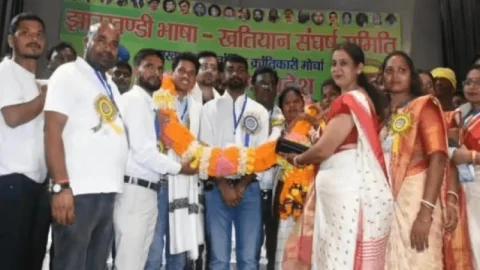 Jharkhand: विधानसभा चुनाव में 50 सीटों पर कैंडिडेट उतारेंगे जयराम महतो, महासम्मेलन में बनी सहमति