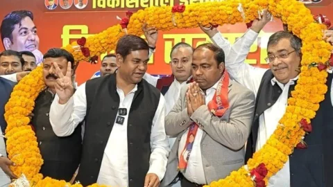 Bihar:VIP में शामिल हुए पैनोरमा ग्रुप के चेयरमैन संजीव मिश्रा, विधानसभा चुनाव में अजमायेंगे भाग्य