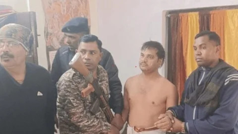 Jharkhand: ACB ने नेतरहाट स्कूल प्रशासनिक अधिकारी को 50 हजार घूस लेते किया अरेस्ट